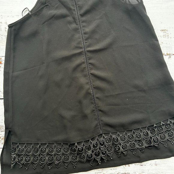 Doe & Rae Bonnie Halter Tank - Picture 2 of 2